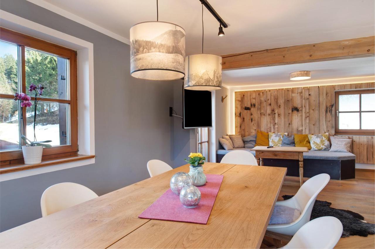 Ferienwohnung Riesserbaur การ์มิช-พาร์เทนเคียร์เชน ภายนอก รูปภาพ