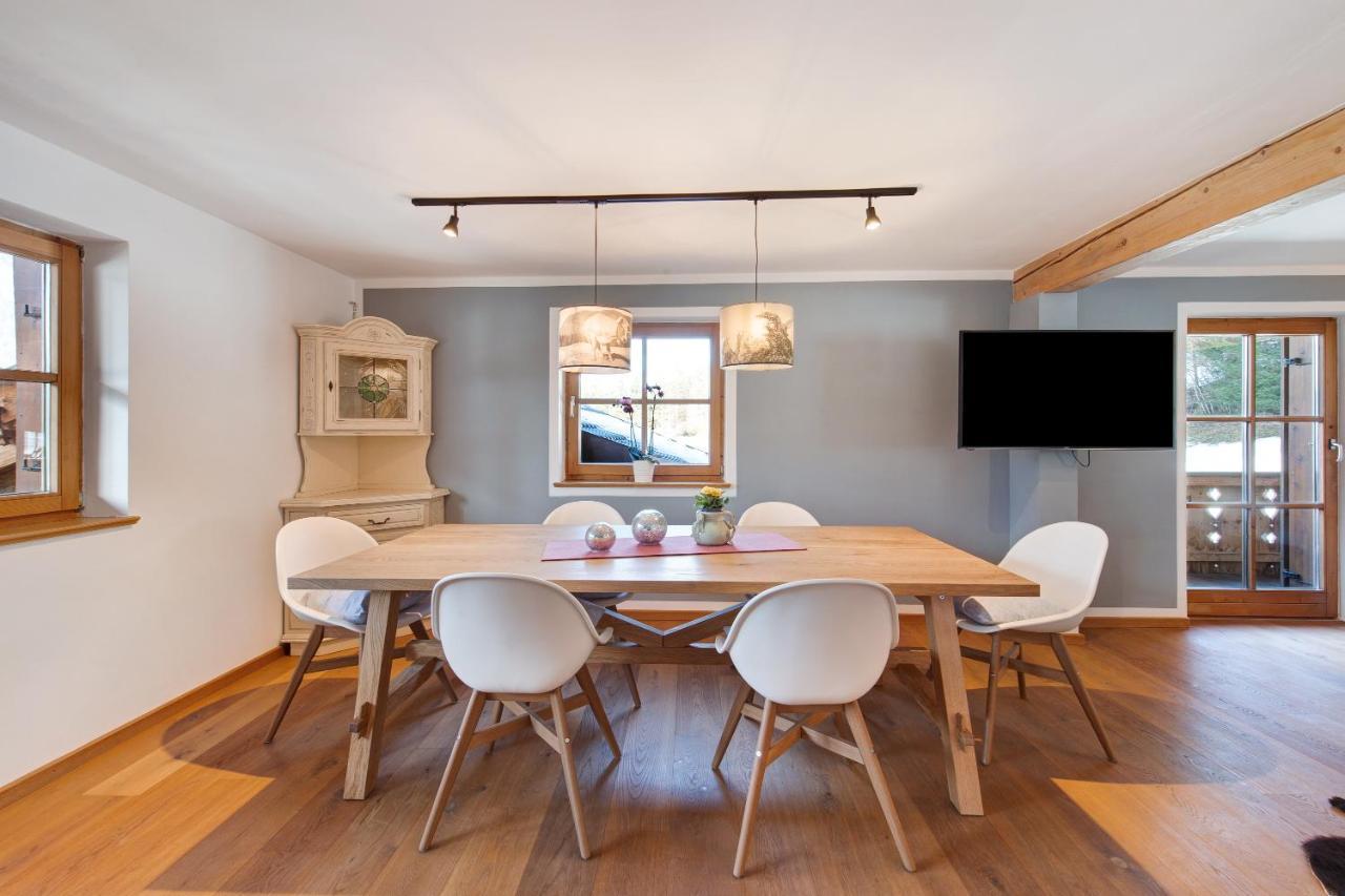 Ferienwohnung Riesserbaur การ์มิช-พาร์เทนเคียร์เชน ภายนอก รูปภาพ