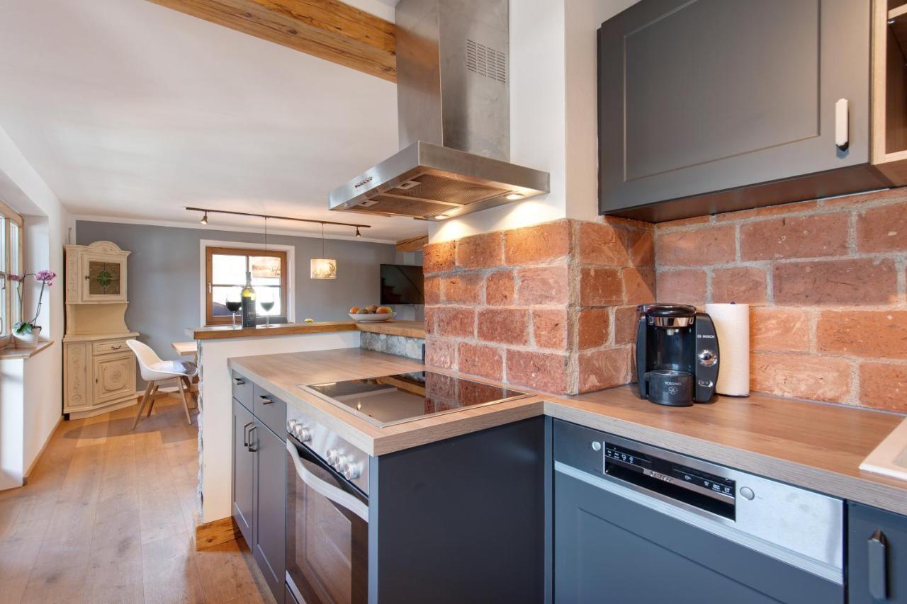 Ferienwohnung Riesserbaur การ์มิช-พาร์เทนเคียร์เชน ภายนอก รูปภาพ