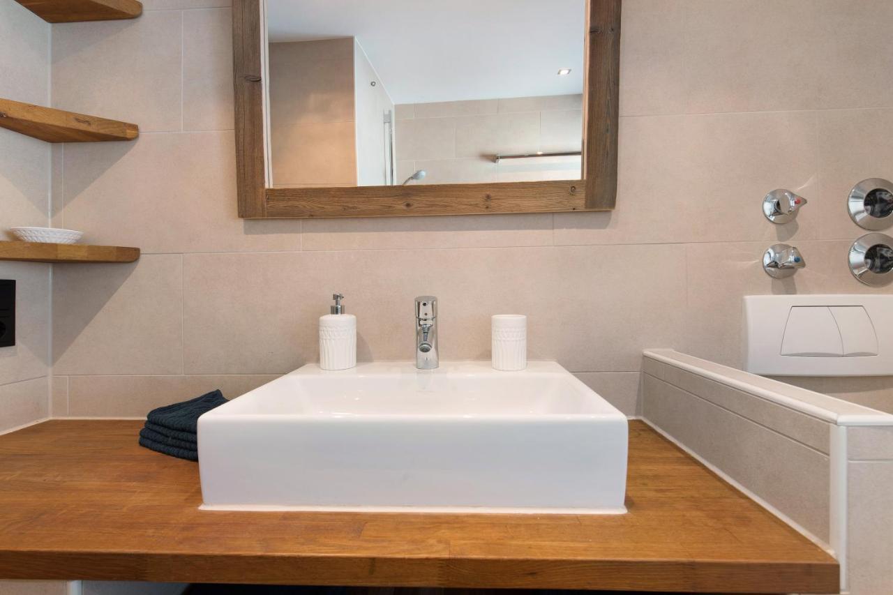 Ferienwohnung Riesserbaur การ์มิช-พาร์เทนเคียร์เชน ภายนอก รูปภาพ