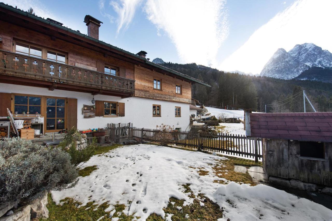 Ferienwohnung Riesserbaur การ์มิช-พาร์เทนเคียร์เชน ภายนอก รูปภาพ